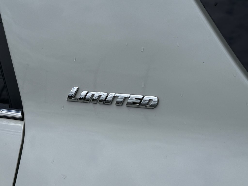 2020 Toyota 4Runner LIMITED,CAMÉRA DE RECUL,BANC CHAUFFANT in Charlemagne, Quebec - 8 - w1024h768px