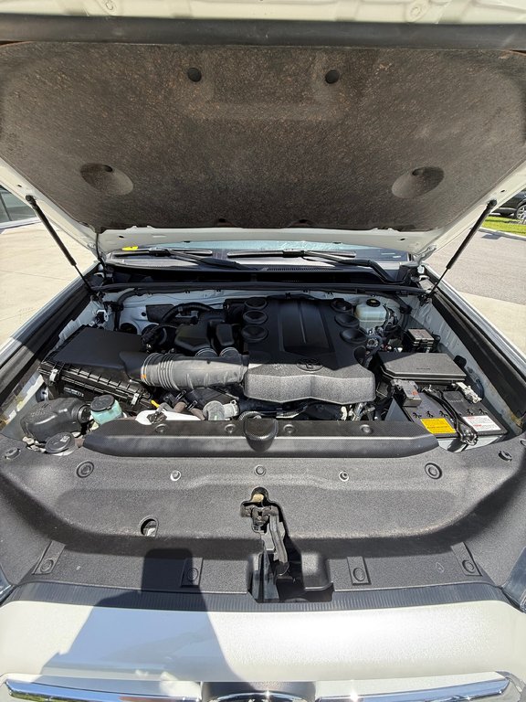 2020 Toyota 4Runner LIMITED,CAMÉRA DE RECUL,BANC CHAUFFANT in Saint-Jérôme, Quebec - 29 - w1024h768px