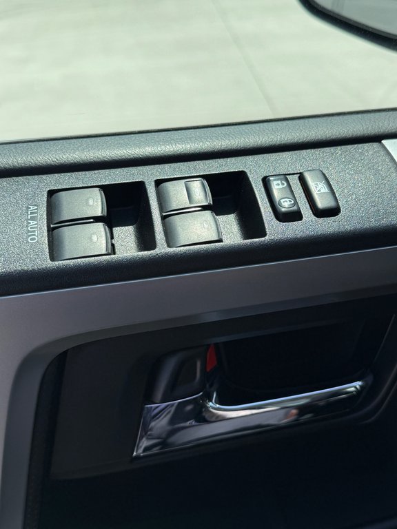 2020 Toyota 4Runner LIMITED,CAMÉRA DE RECUL,BANC CHAUFFANT in Saint-Jérôme, Quebec - 26 - w1024h768px