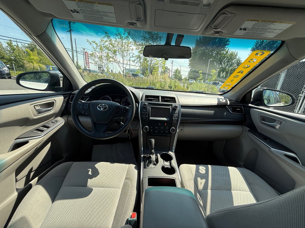 Toyota Camry LE,CAMÉRA DE RECUL, 2016 à Charlemagne, Québec - 10 - w1024h768px