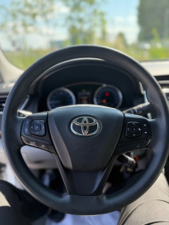 Toyota Camry LE,CAMÉRA DE RECUL, 2016 à Charlemagne, Québec - 19 - w1024h768px