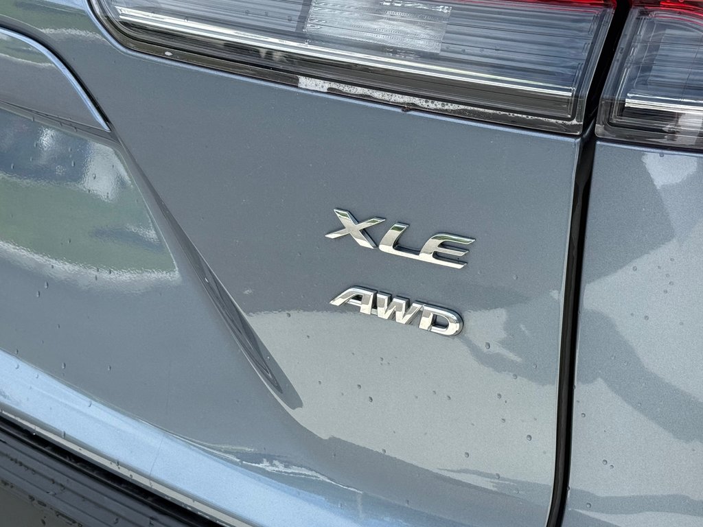 Toyota COROLLA CROSS XLE,AWD,CAMÉRA DE RECUL,BANC CHAUFFANT 2022 à Charlemagne, Québec - 11 - w1024h768px