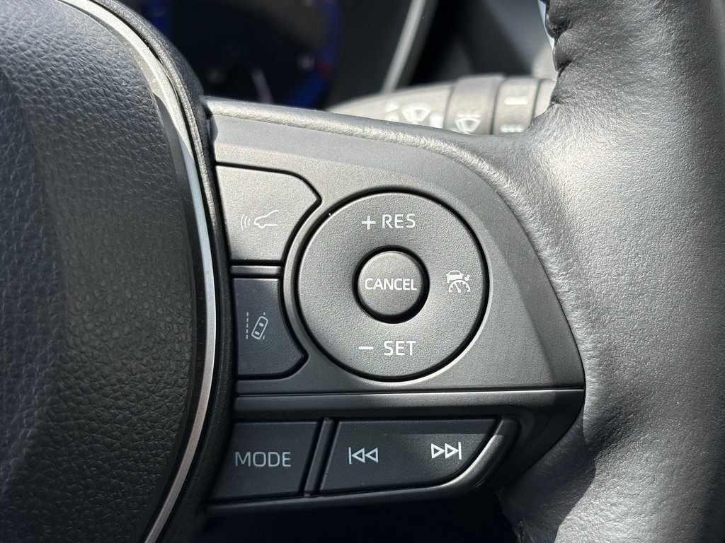 Toyota COROLLA CROSS XLE,AWD,CAMÉRA DE RECUL,BANC CHAUFFANT 2022 à Charlemagne, Québec - 19 - w1024h768px