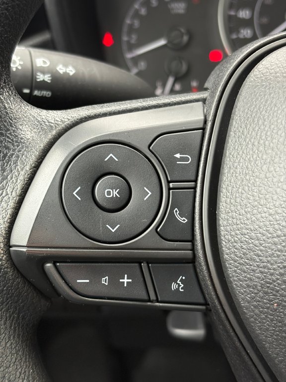 2022 Toyota Corolla LE, CAMÉRA DE RECUL, BANC CHAUFFANT in Charlemagne, Quebec - 21 - w1024h768px
