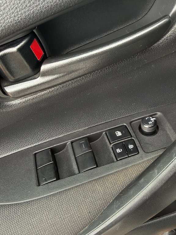 2022 Toyota Corolla LE, CAMÉRA DE RECUL, BANC CHAUFFANT in Charlemagne, Quebec - 22 - w1024h768px