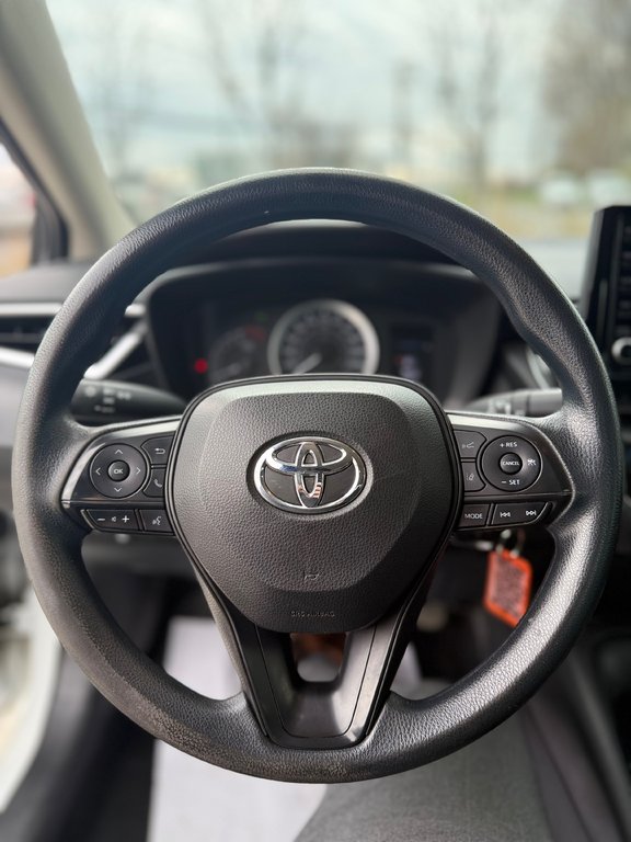 2022 Toyota Corolla LE, CAMÉRA DE RECUL, BANC CHAUFFANT in Charlemagne, Quebec - 18 - w1024h768px