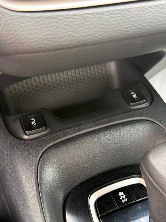Toyota Corolla LE, CAMÉRA DE RECUL, BANC CHAUFFANT 2022 à Charlemagne, Québec - 16 - w1024h768px