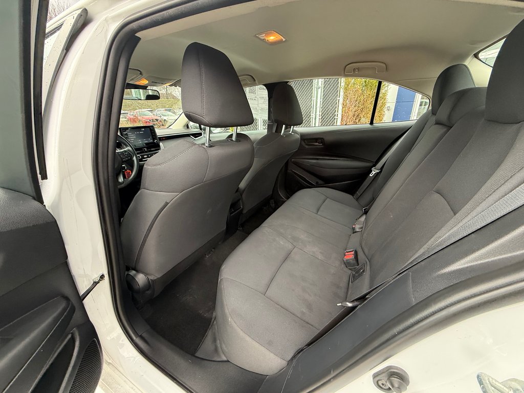 2022 Toyota Corolla LE, CAMÉRA DE RECUL, BANC CHAUFFANT in Charlemagne, Quebec - 9 - w1024h768px