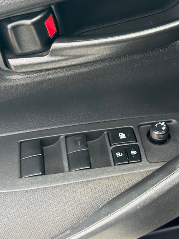 2022 Toyota Corolla LE, CAMÉRA DE RECUL, BANC CHAUFFANT in Charlemagne, Quebec - 23 - w1024h768px