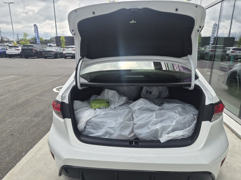 2023 Toyota Corolla SE HYBRID TI in Saint-Jérôme, Quebec - 7 - w1024h768px