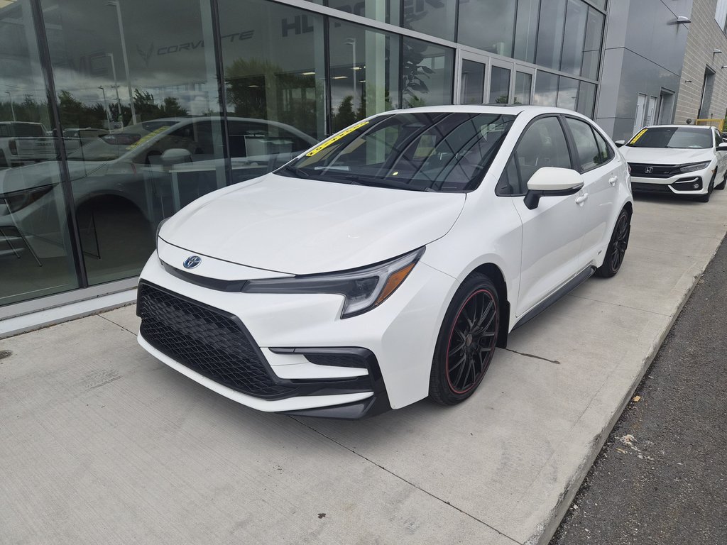 2023 Toyota Corolla SE HYBRID TI in Saint-Jérôme, Quebec - 1 - w1024h768px