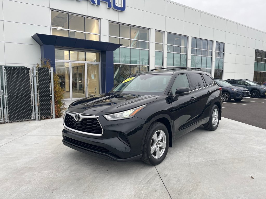 2020 Toyota Highlander LE,AWD,CAMÉRA DE RECUL,BANC CHAUFFANT in Charlemagne, Quebec - 1 - w1024h768px