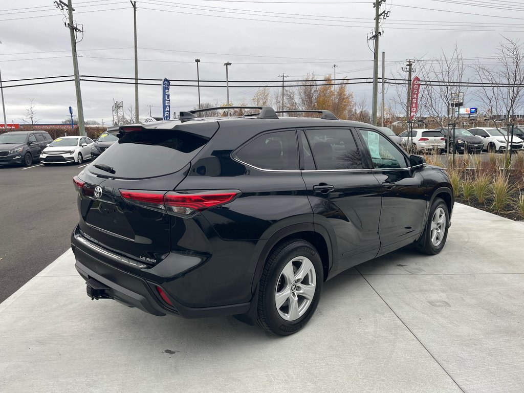 2020 Toyota Highlander LE,AWD,CAMÉRA DE RECUL,BANC CHAUFFANT in Charlemagne, Quebec - 11 - w1024h768px