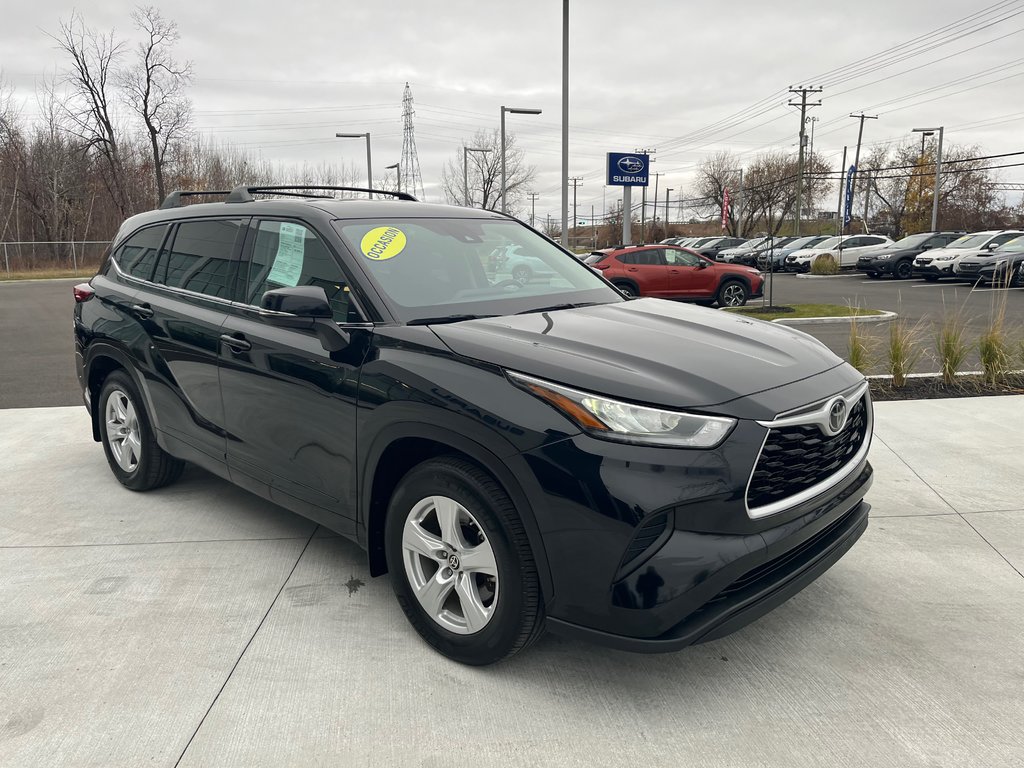 2020 Toyota Highlander LE,AWD,CAMÉRA DE RECUL,BANC CHAUFFANT in Charlemagne, Quebec - 13 - w1024h768px