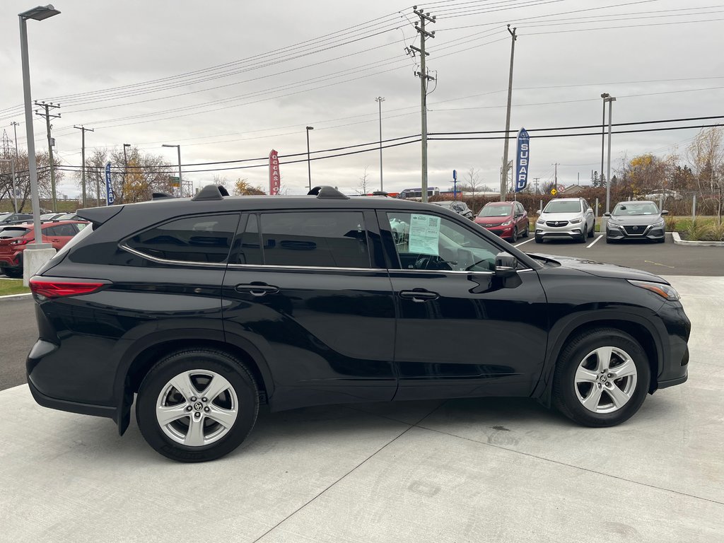 2020 Toyota Highlander LE,AWD,CAMÉRA DE RECUL,BANC CHAUFFANT in Charlemagne, Quebec - 12 - w1024h768px