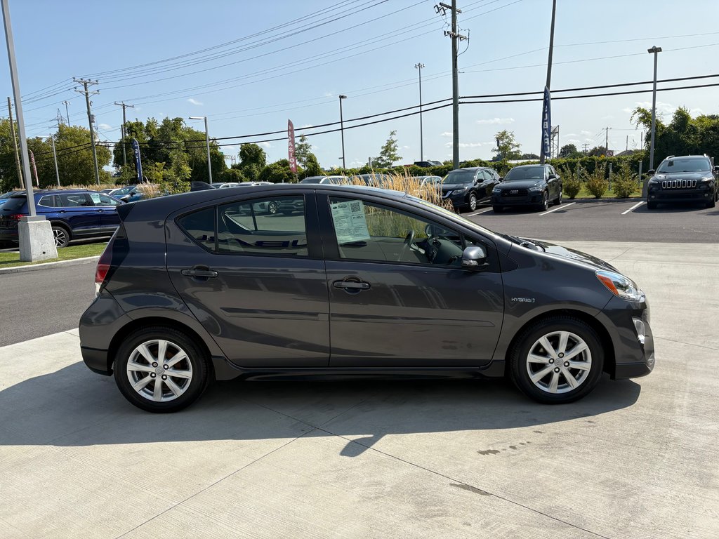 2017 Toyota Prius C TECHNOLOGY, CAMÉRA DE RECUL, BANC CHAUFFANT in Charlemagne, Quebec - 12 - w1024h768px