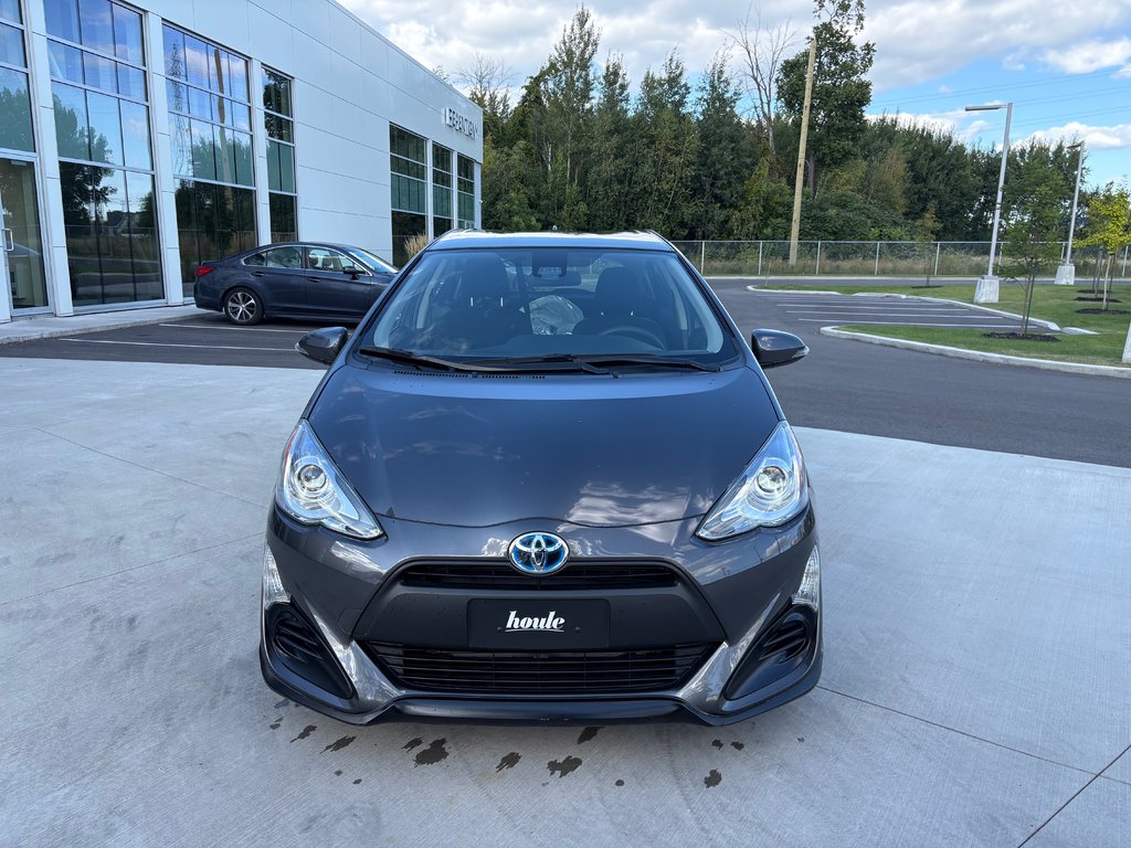 2017 Toyota Prius C TECHNOLOGY, CAMÉRA DE RECUL, BANC CHAUFFANT in Charlemagne, Quebec - 2 - w1024h768px