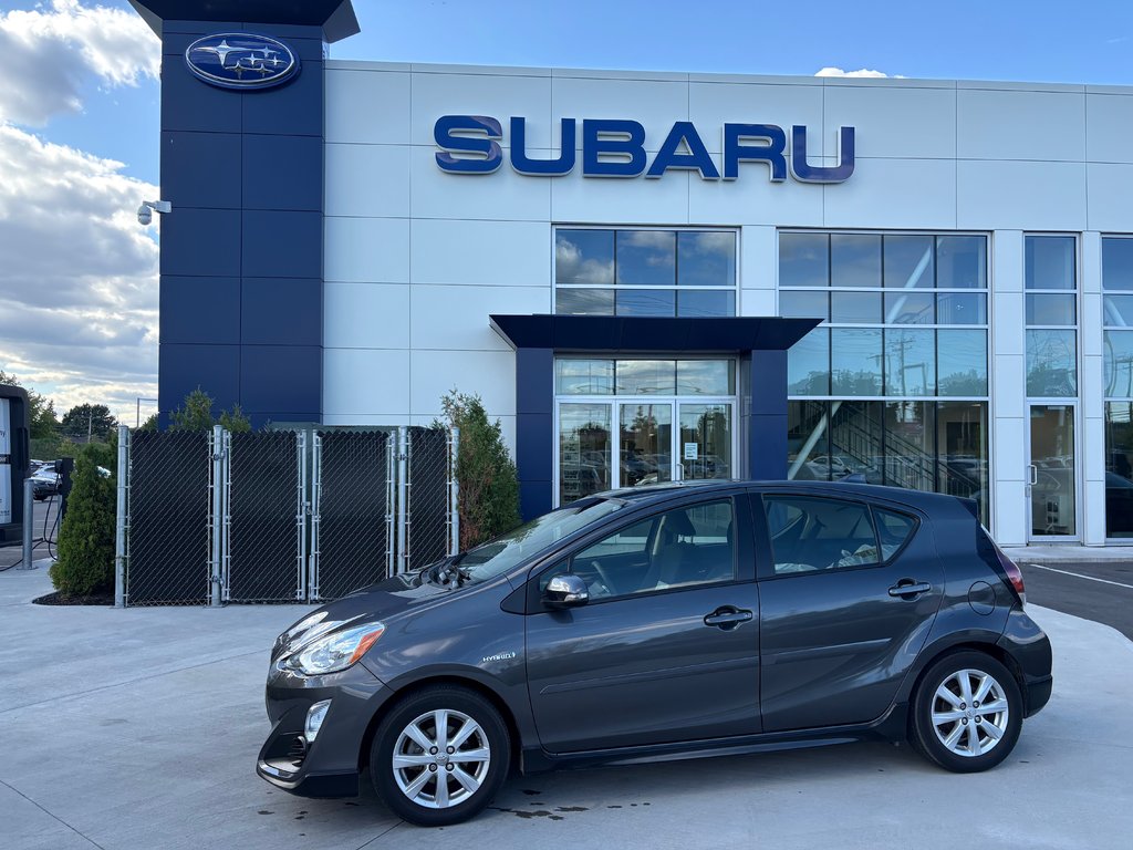 2017 Toyota Prius C TECHNOLOGY, CAMÉRA DE RECUL, BANC CHAUFFANT in Charlemagne, Quebec - 3 - w1024h768px