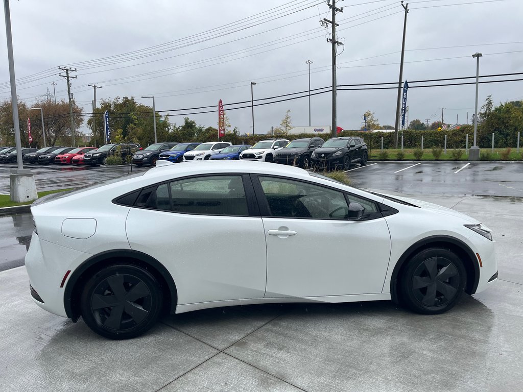 PRIUS PRIME SE,PRIME,CAMÉRA DE RECUL,BANC CHAUFFANT 2023 à Charlemagne, Québec - 13 - w1024h768px