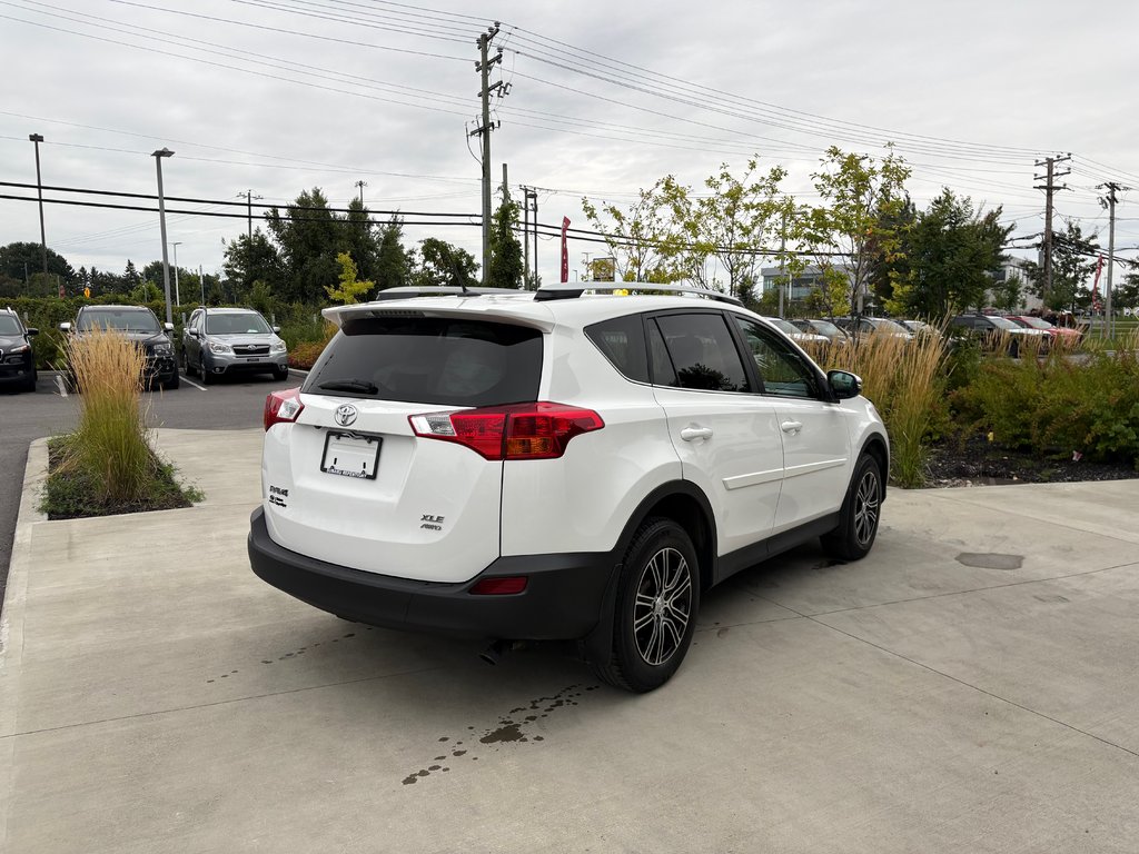 2015 Toyota RAV4 XLE,AWD,CAMÉRA DE RECUL,BANC CHAUFFANT in Saint-Jérôme, Quebec - 11 - w1024h768px