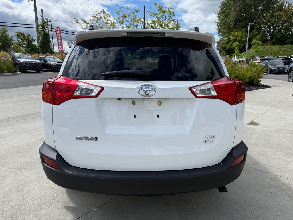 Toyota RAV4 XLE,AWD,CAMÉRA DE RECUL,BANC CHAUFFANT 2015 à Saint-Jérôme, Québec - 8 - w1024h768px