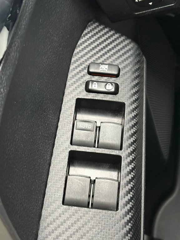 2015 Toyota RAV4 XLE,AWD,CAMÉRA DE RECUL,BANC CHAUFFANT in Saint-Jérôme, Quebec - 22 - w1024h768px