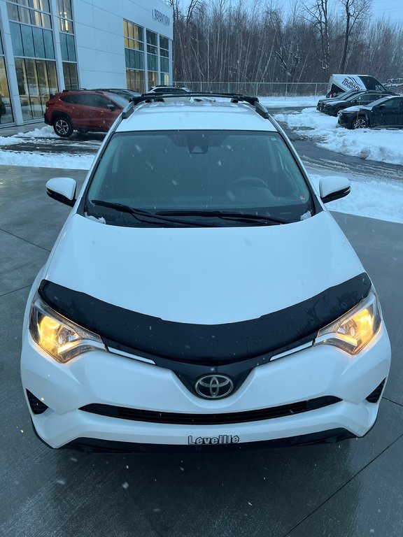 2018  RAV4 LE,AWD,CAMÉRA DE RECUL,BANC CHAUFFANT in Charlemagne, Quebec - 15 - w1024h768px