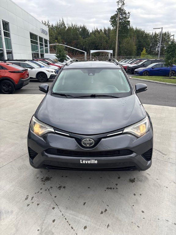 2018 Toyota RAV4 LE, CAMÉRA DE RECUL, BANC CHAUFFANT in Saint-Jérôme, Quebec - 14 - w1024h768px