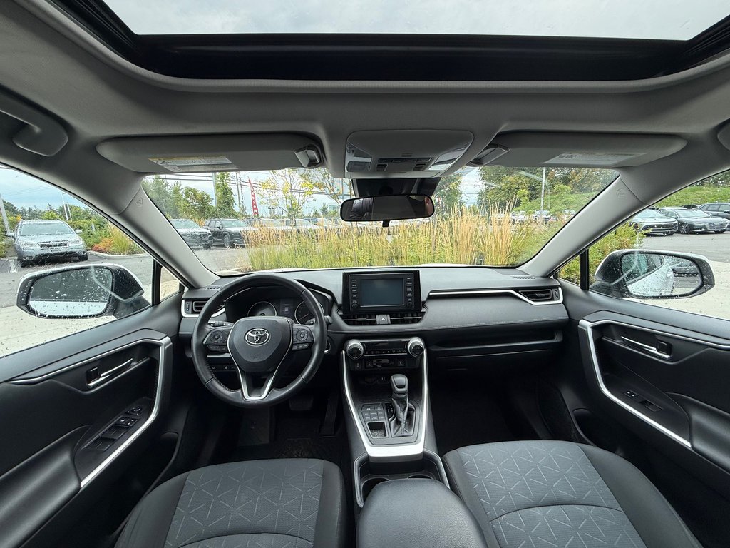 Toyota RAV4 XLE,AWD,CAMÉRA DE RECUL,BANC CHAUFFANT 2019 à Saint-Jérôme, Québec - 11 - w1024h768px
