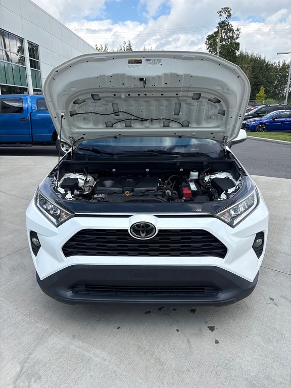 2019 Toyota RAV4 XLE,AWD,CAMÉRA DE RECUL,BANC CHAUFFANT in Saint-Jérôme, Quebec - 23 - w1024h768px