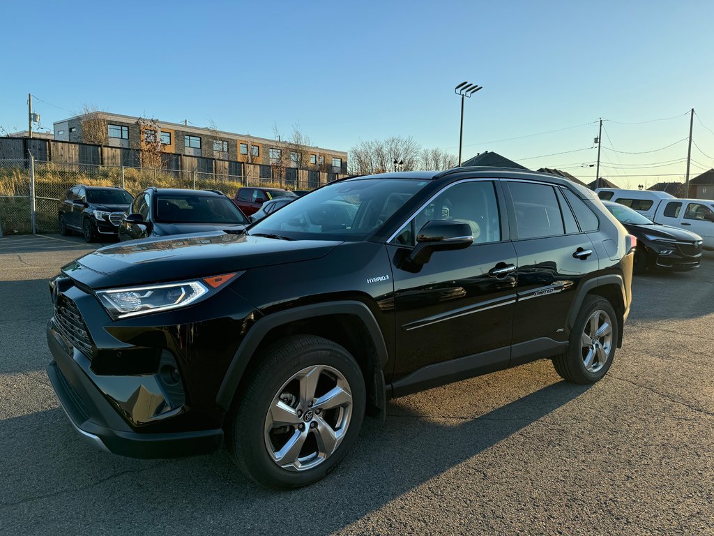 2020  RAV4 HYBRIDE LIMITÉ NAVIGATION.TOIT.SIEGES CUIR in Charlemagne, Quebec - 1 - w1024h768px