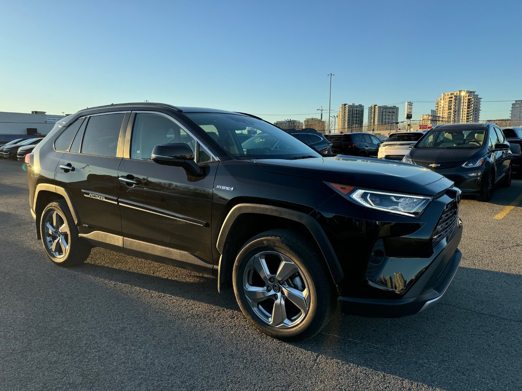 2020  RAV4 HYBRIDE LIMITÉ NAVIGATION.TOIT.SIEGES CUIR in Charlemagne, Quebec - 3 - w1024h768px