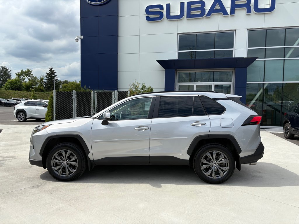 2024 Toyota RAV4 HYBRID XLE PREMIUM, BANC CHAUFFANT,CAMÉRA DE RECUL in Charlemagne, Quebec - 6 - w1024h768px