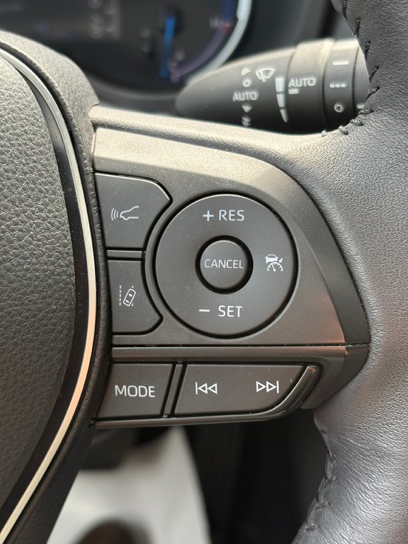 2024 Toyota RAV4 HYBRID XLE PREMIUM, BANC CHAUFFANT,CAMÉRA DE RECUL in Charlemagne, Quebec - 21 - w1024h768px