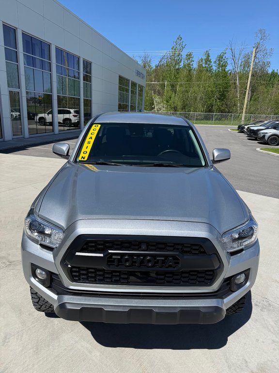 Toyota Tacoma SR5,4X4,SUSPENSION TRD,CAMÉRA DE RECUL 2023 à Charlemagne, Québec - 15 - w1024h768px
