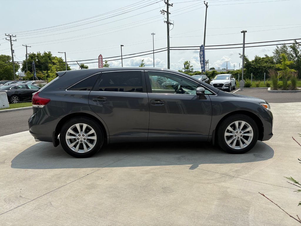 2013 Toyota Venza BASE,AWD,BLUETOOTH,A/C in Charlemagne, Quebec - 12 - w1024h768px