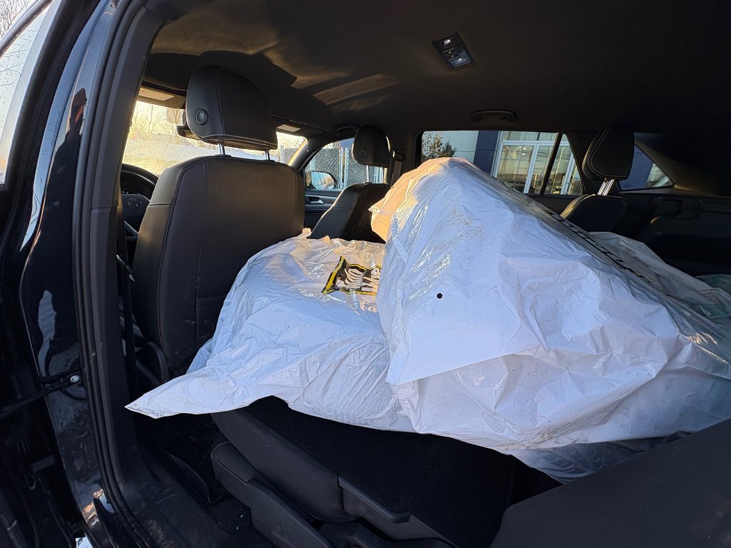 Volkswagen Atlas Cross Sport Comfortline 2023 à Charlemagne, Québec - 9 - w1024h768px