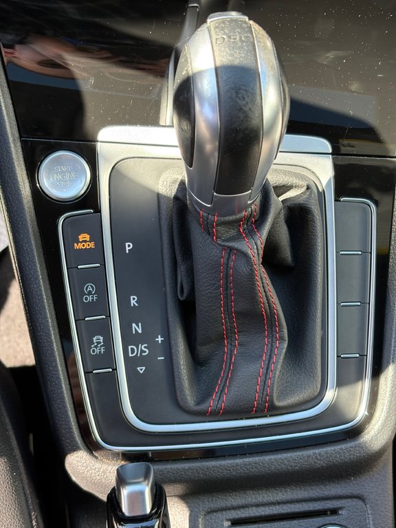 2018 Volkswagen Golf GTI AUTOBAHN, CAMÉRA DE RECUL, BANC CHAUFFANT in Charlemagne, Quebec - 15 - w1024h768px