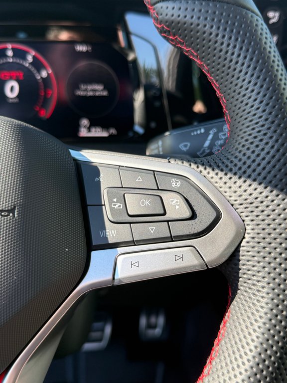 Volkswagen Golf GTI GTI, CAMÉRA DE RECUL,BANC CHAUFFANT 2026 à Saint-Jérôme, Québec - 22 - w1024h768px