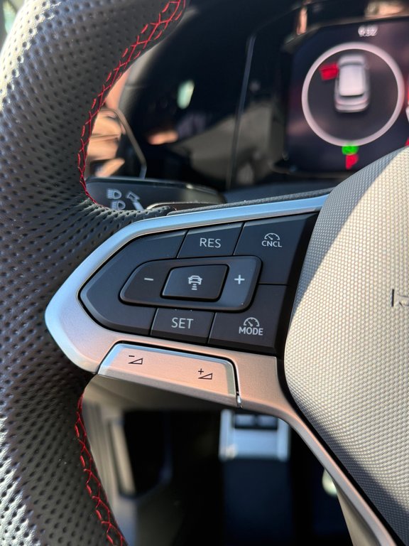 Volkswagen Golf GTI GTI, CAMÉRA DE RECUL,BANC CHAUFFANT 2026 à Saint-Jérôme, Québec - 23 - w1024h768px