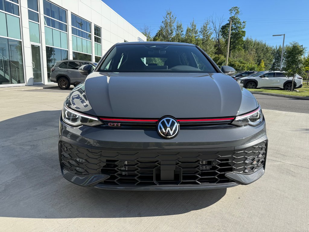 Volkswagen Golf GTI GTI, CAMÉRA DE RECUL,BANC CHAUFFANT 2026 à Saint-Jérôme, Québec - 2 - w1024h768px