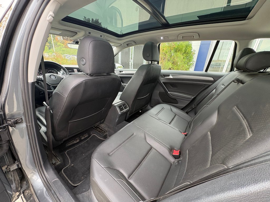 Volkswagen Golf SportWagen COMFORTLINE, CAMÉRA DE RECUL, BANC CHAUFFANT 2018 à Saint-Jérôme, Québec - 9 - w1024h768px