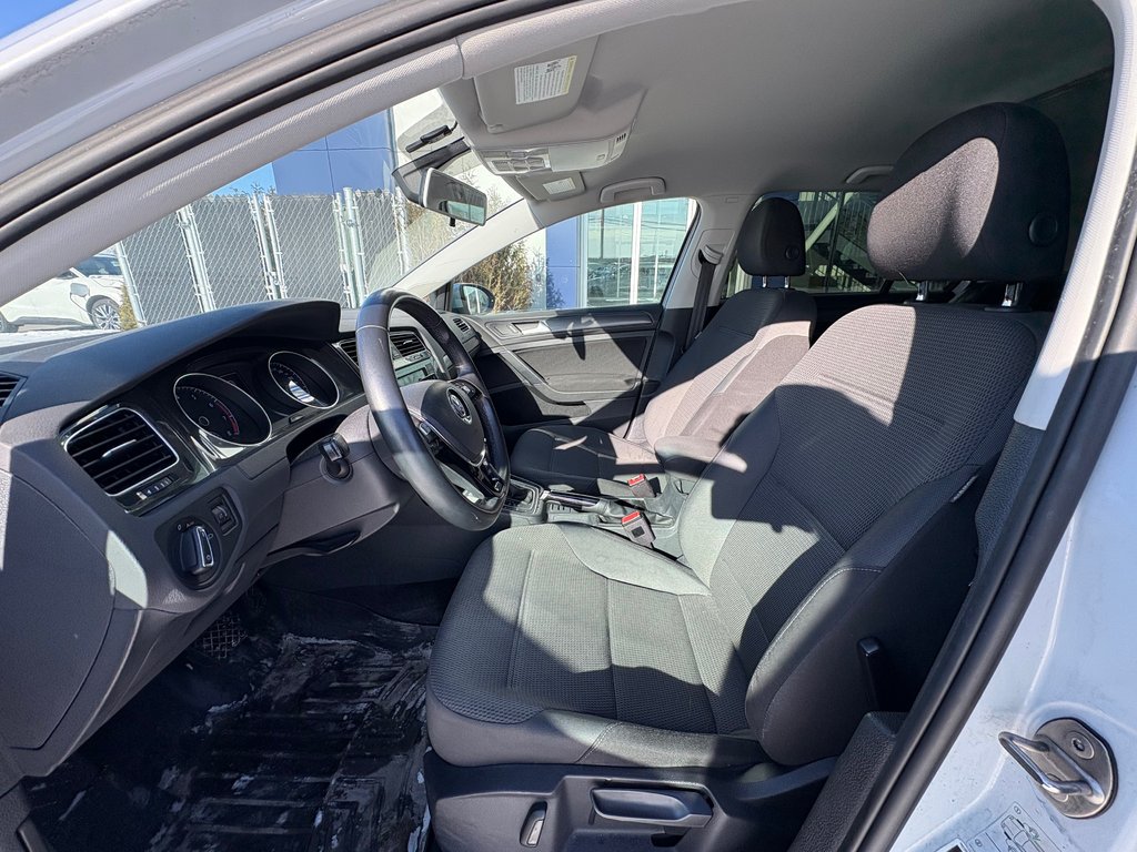 Volkswagen Golf TRENDLINE+, CAMÉRA DE RECUL, BANC CHAUFFANT 2018 à Charlemagne, Québec - 5 - w1024h768px