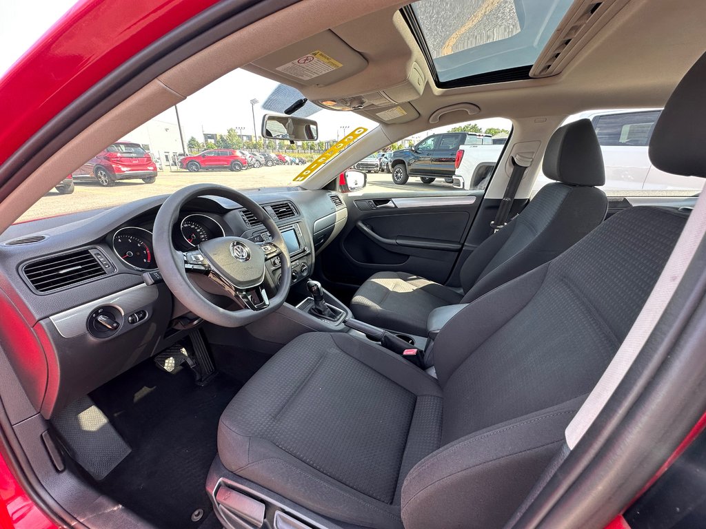Volkswagen Jetta  2016 à Charlemagne, Québec - 7 - w1024h768px