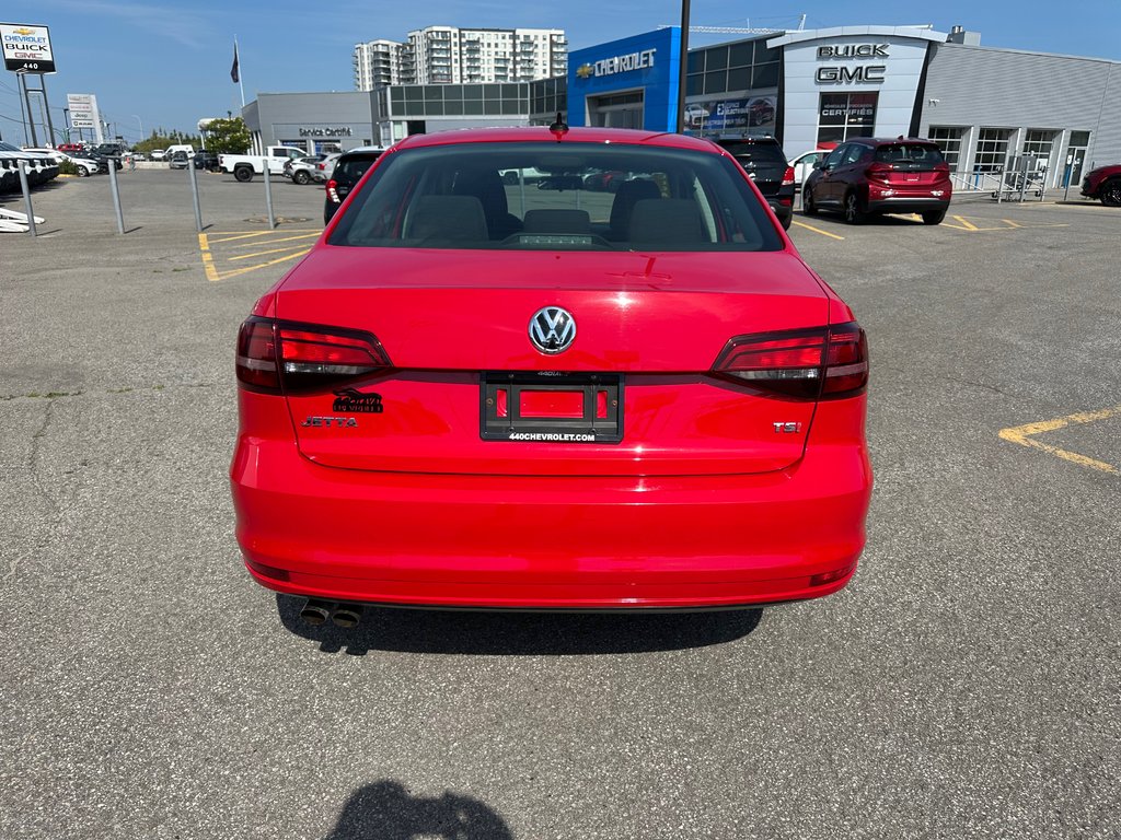 Volkswagen Jetta  2016 à Charlemagne, Québec - 4 - w1024h768px