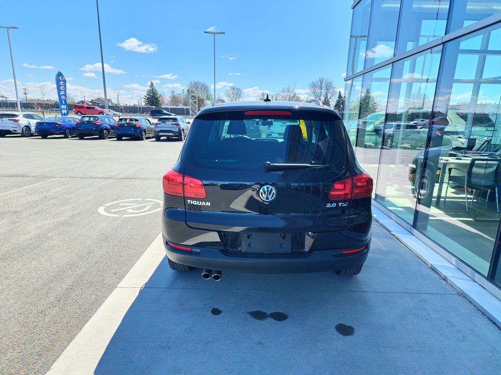 Volkswagen Tiguan Trendline 2017 à Charlemagne, Québec - 10 - w1024h768px