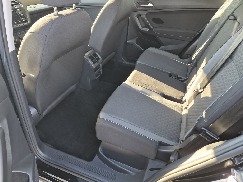 2021 Volkswagen Tiguan TRENDLINE , AWD in Charlemagne, Quebec - 8 - w1024h768px