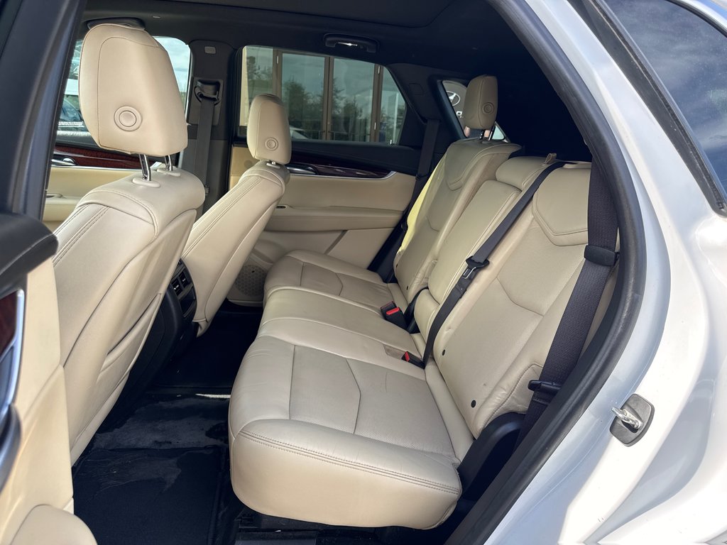 2017 Cadillac XT5 Luxury FWD in Miramichi, New Brunswick - 12 - w1024h768px