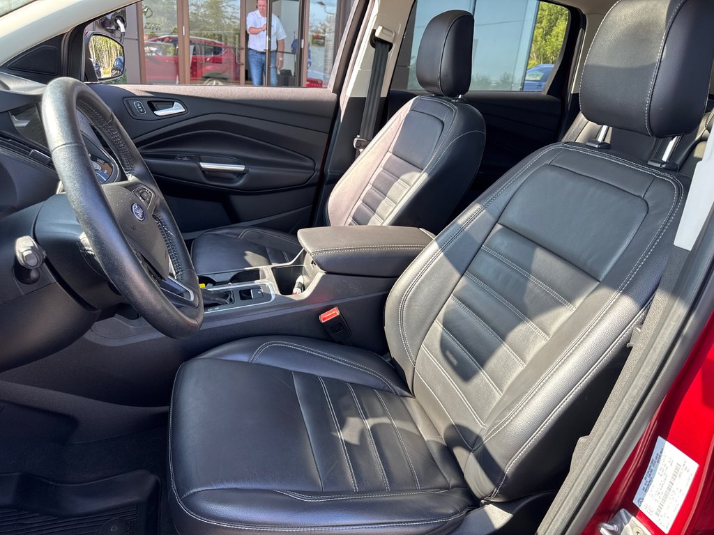 2019 Ford Escape Titanium in Miramichi, New Brunswick - 12 - w1024h768px