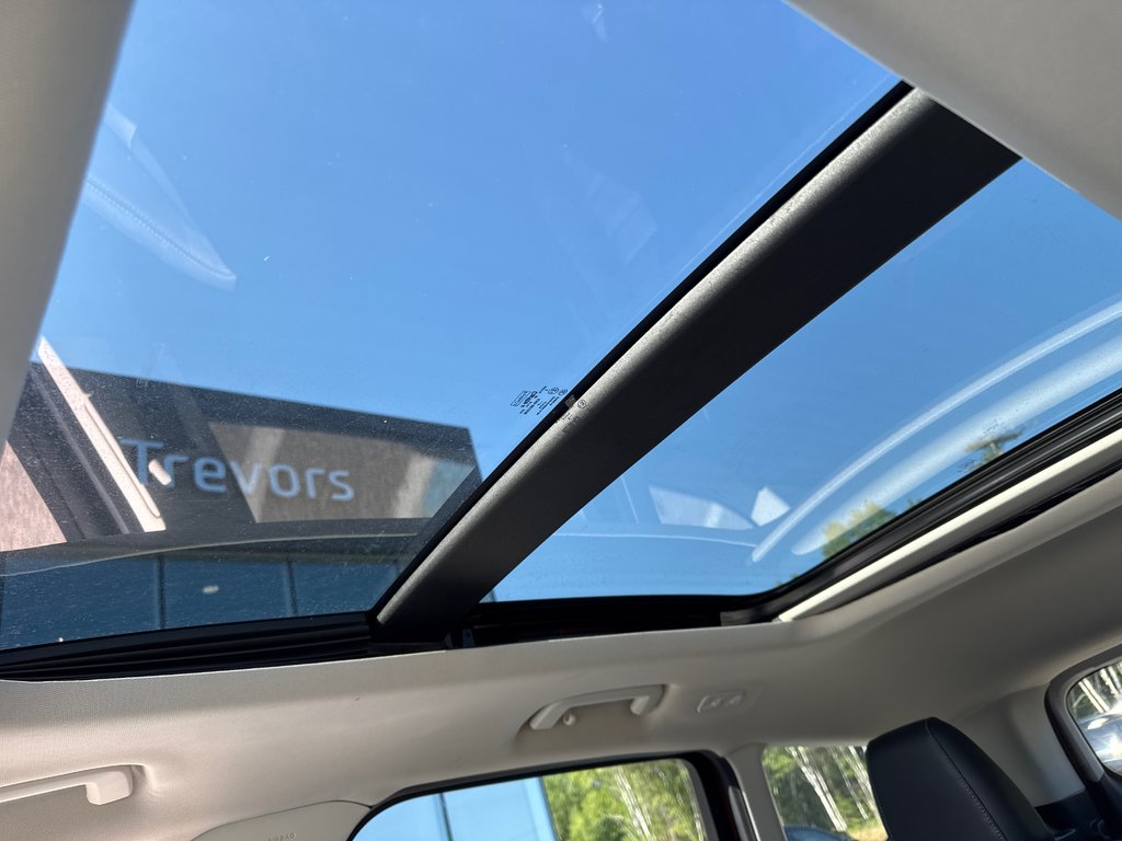 2019 Ford Escape Titanium in Miramichi, New Brunswick - 10 - w1024h768px